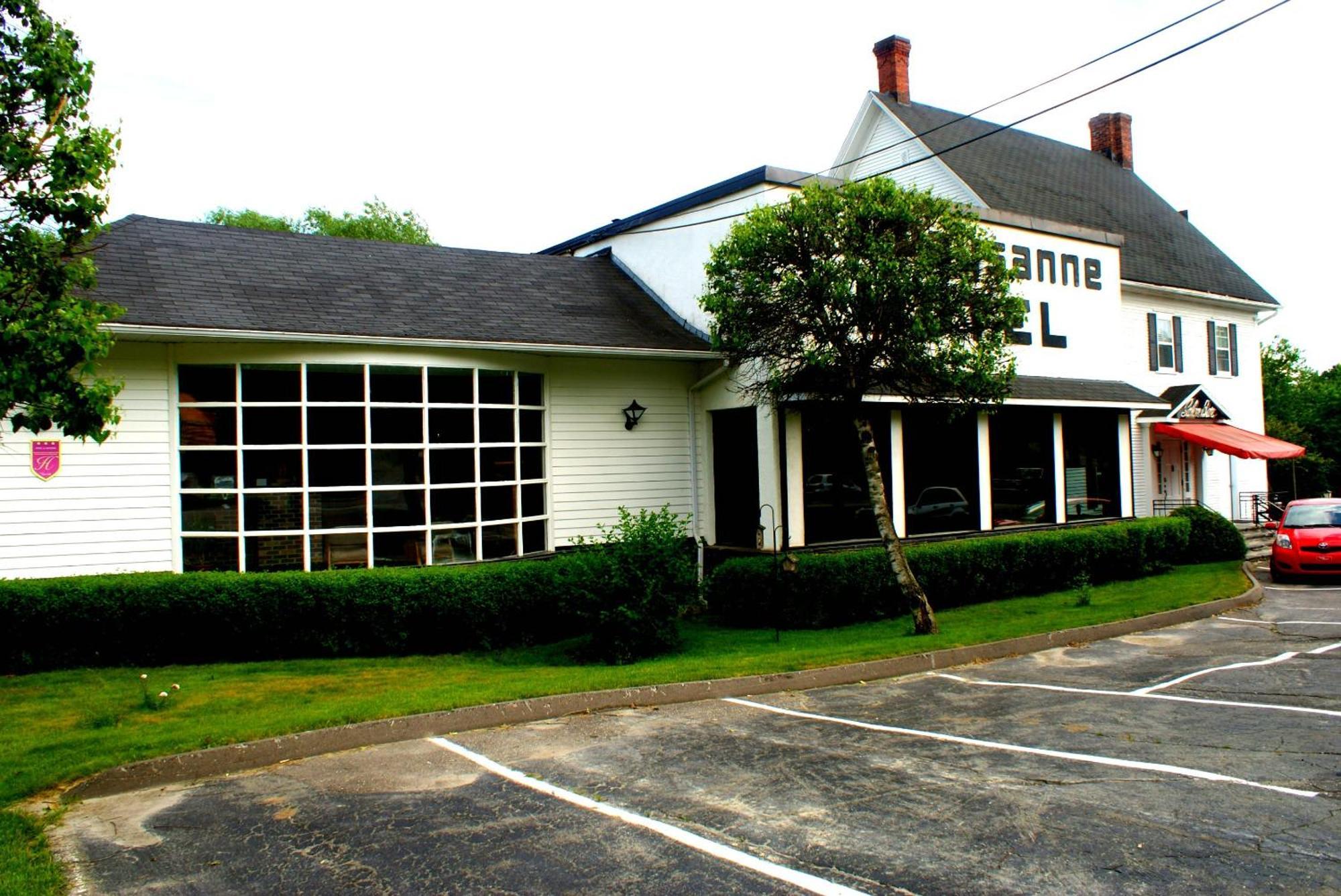 Motel & Hotel La Paysanne Sherbrooke Buitenkant foto